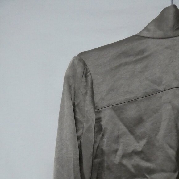 WILFRED | small | Elegant Tie-Neck Blouse | Buttoned Cuffs and Shoulder - Picture 9 of 14